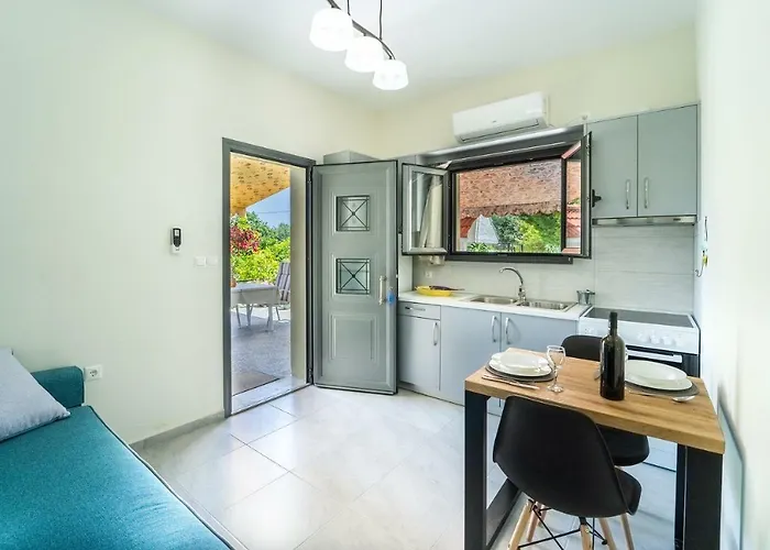 Katerina By The Sea *